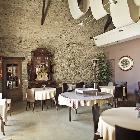 Mas Sant Marc Country house *